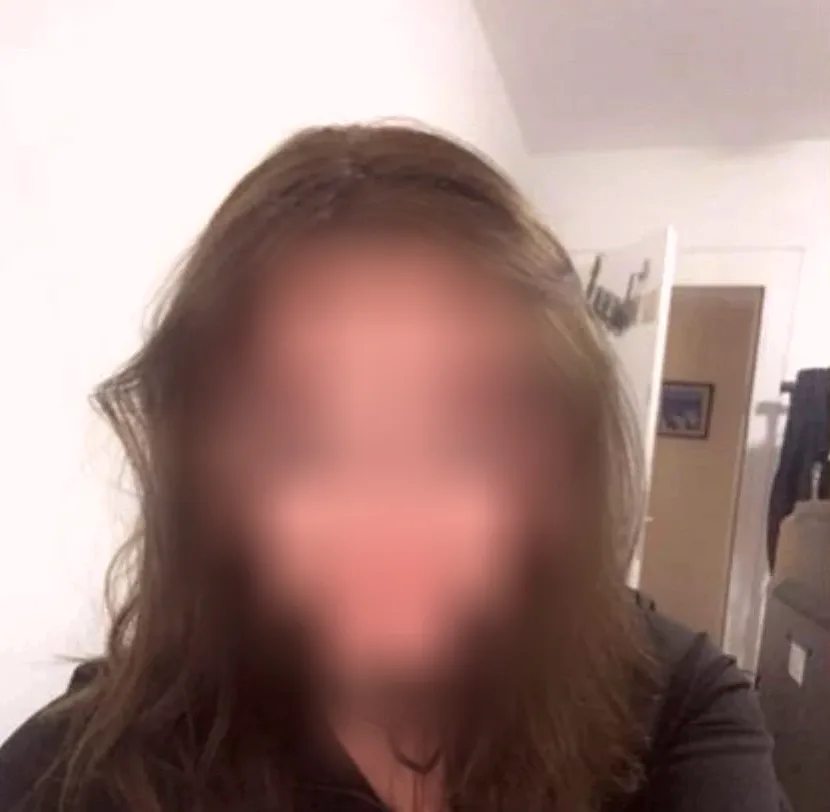 Nawal, 25 anni